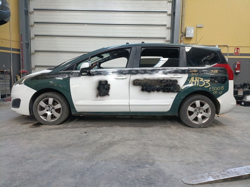 peugeot 5008 (0u_, 0e_) del año 2009