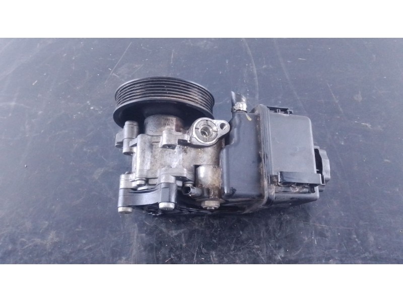Recambio de bomba direccion para mercedes-benz clase c (w204) c 220 cdi (204.002) referencia OEM IAM   