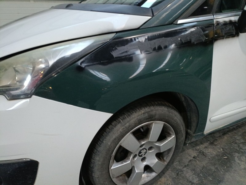 Recambio de aleta delantera izquierda para peugeot 5008 (0u_, 0e_) 2.0 hdi 150 / bluehdi 150 referencia OEM IAM   