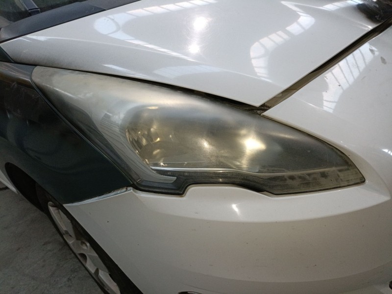 Recambio de faro derecho para peugeot 5008 (0u_, 0e_) 2.0 hdi 150 / bluehdi 150 referencia OEM IAM   