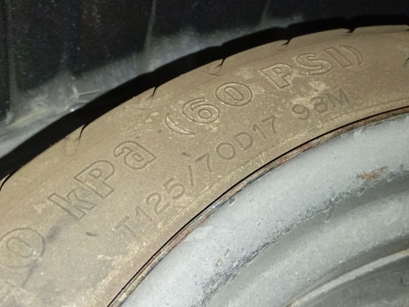 Recambio de neumatico repuesto para lexus is ii (_e2_) 220d (ale20) referencia OEM IAM   