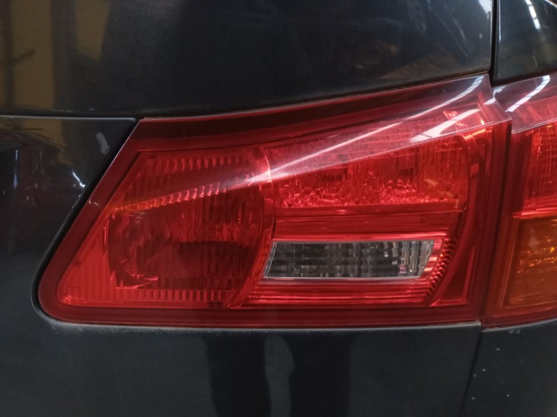 Recambio de piloto trasero derecho porton para lexus is ii (_e2_) 220d (ale20) referencia OEM IAM   