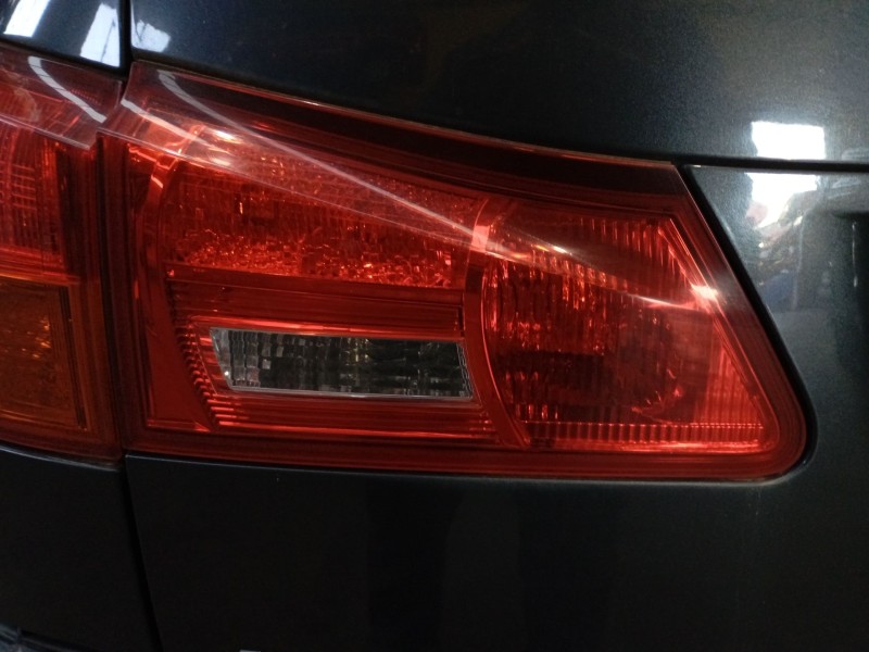 Recambio de piloto trasero izquierdo porton para lexus is ii (_e2_) 220d (ale20) referencia OEM IAM   