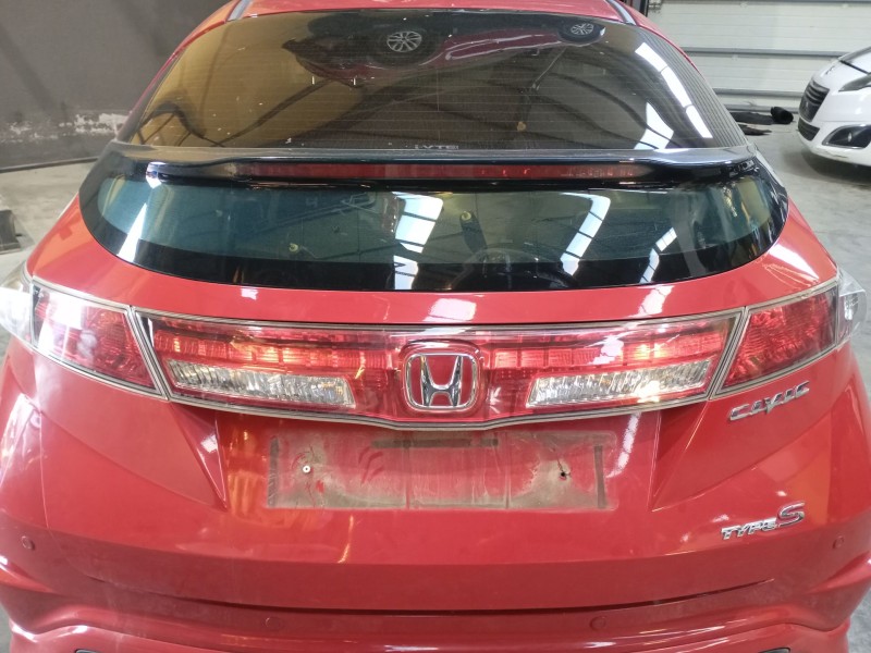 Recambio de porton trasero para honda civic viii hatchback (fn, fk) 1.8 (fn1, fk2) referencia OEM IAM   