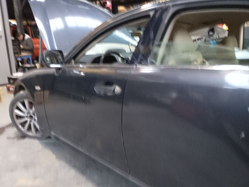 Recambio de puerta delantera izquierda para lexus is ii (_e2_) 220d (ale20) referencia OEM IAM   