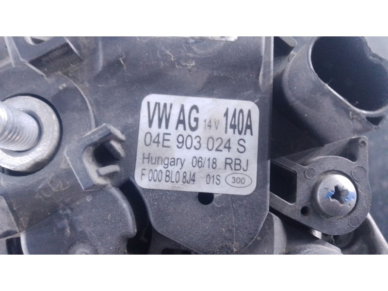 Recambio de alternador para seat ateca (kh7) style referencia OEM IAM 04E903024S  