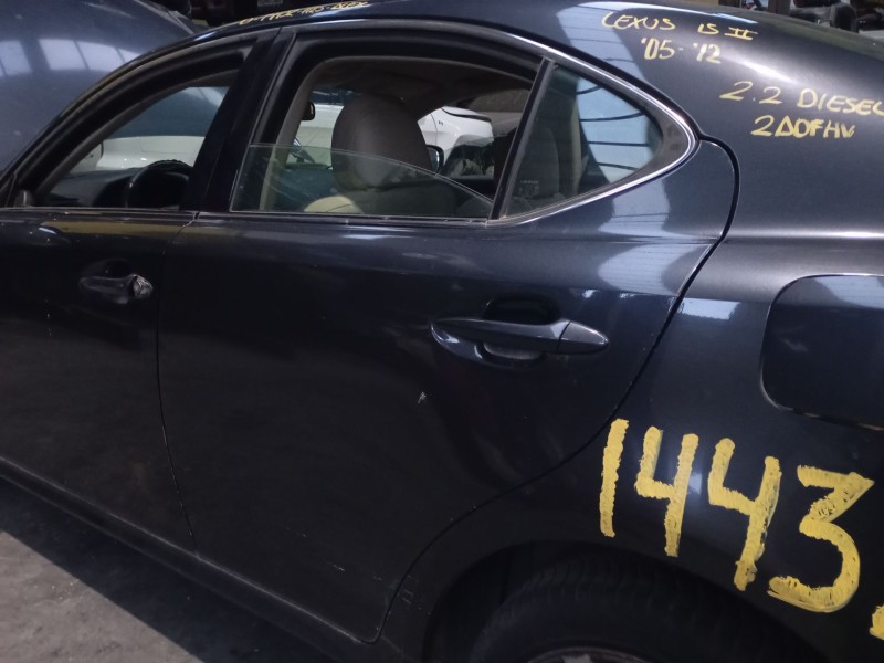 Recambio de puerta trasera izquierda para lexus is ii (_e2_) 220d (ale20) referencia OEM IAM   