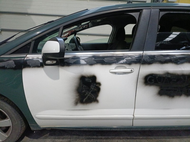 Recambio de puerta delantera izquierda para peugeot 5008 (0u_, 0e_) 2.0 hdi 150 / bluehdi 150 referencia OEM IAM   