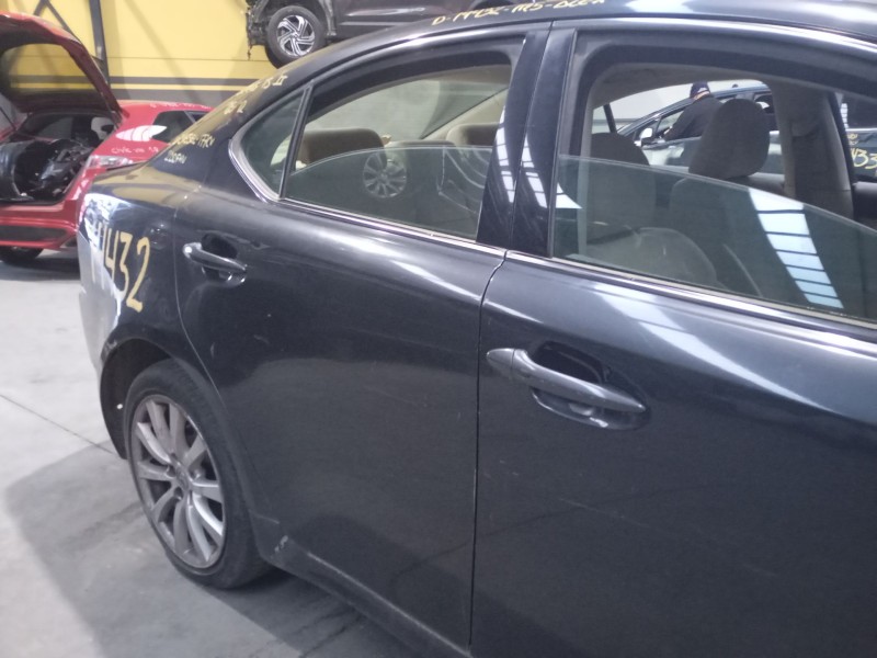 Recambio de puerta trasera derecha para lexus is ii (_e2_) 220d (ale20) referencia OEM IAM   