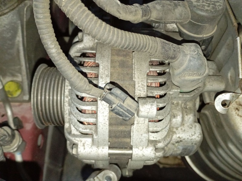 Recambio de alternador para honda civic viii hatchback (fn, fk) 1.8 (fn1, fk2) referencia OEM IAM   