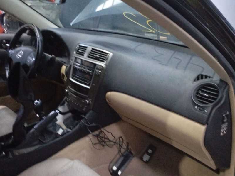 Recambio de salpicadero para lexus is ii (_e2_) 220d (ale20) referencia OEM IAM   