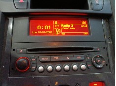 SISTEMA AUDIO / RADIO CD 