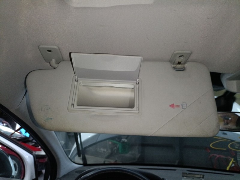 Recambio de parasol izquierdo para peugeot 5008 (0u_, 0e_) 2.0 hdi 150 / bluehdi 150 referencia OEM IAM   