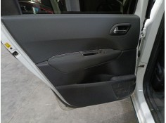 GUARNECIDO PUERTA TRASERA IZQUIERDA 