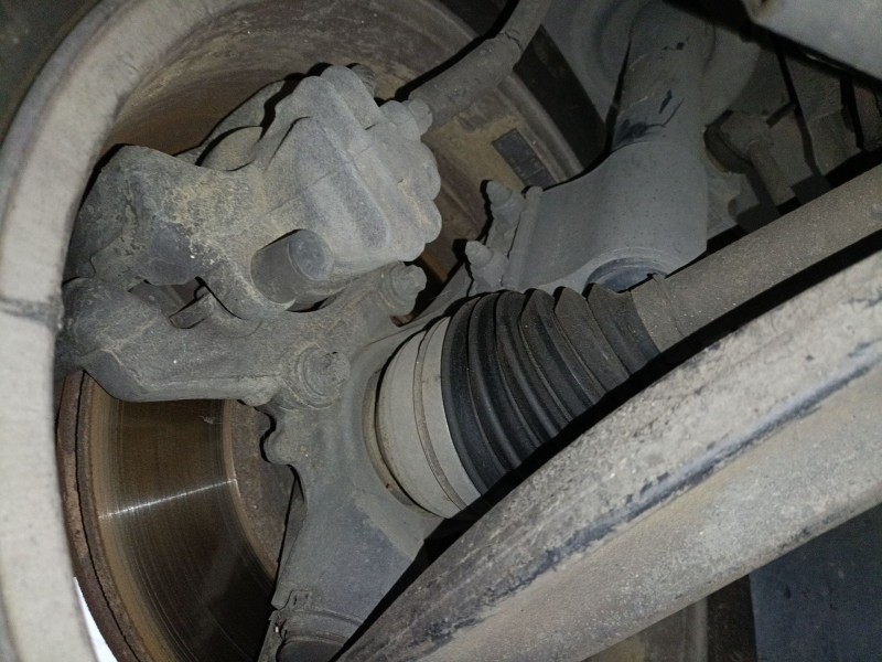 Recambio de mangueta delantera derecha para peugeot 5008 (0u_, 0e_) 2.0 hdi 150 / bluehdi 150 referencia OEM IAM   