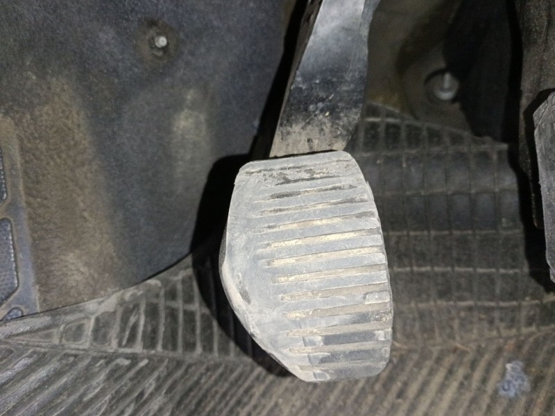 Recambio de pedal embrague para peugeot 5008 (0u_, 0e_) 2.0 hdi 150 / bluehdi 150 referencia OEM IAM   