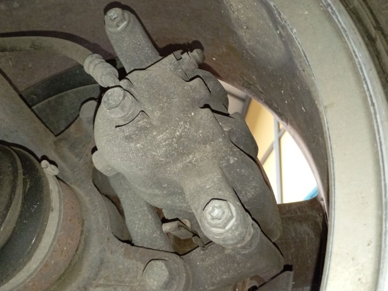 Recambio de pinza freno delantera izquierda para honda civic viii hatchback (fn, fk) 1.8 (fn1, fk2) referencia OEM IAM   