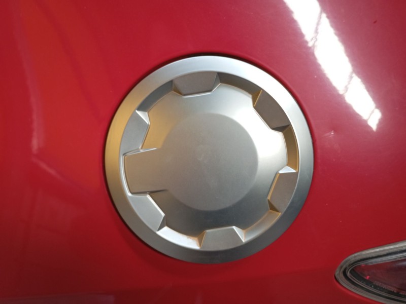 Recambio de tapa exterior combustible para honda civic viii hatchback (fn, fk) 1.8 (fn1, fk2) referencia OEM IAM   