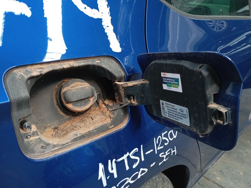 Recambio de tapa exterior combustible para seat leon (5f1) 1.4 tsi referencia OEM IAM   