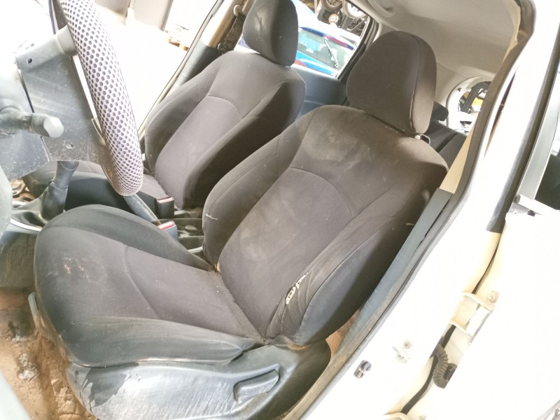 nissan note (e12) del año 2015