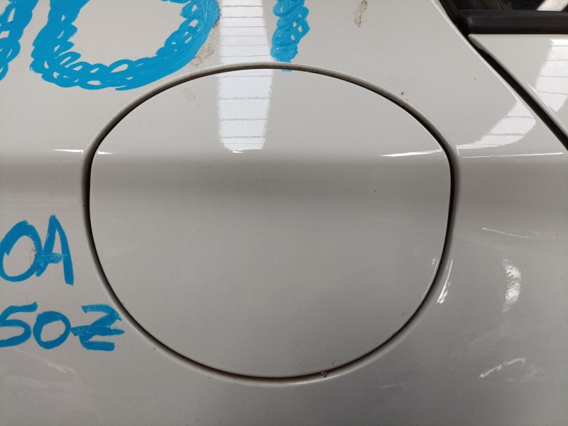 Recambio de tapa exterior combustible para bmw 1 (f20) 118 d referencia OEM IAM   