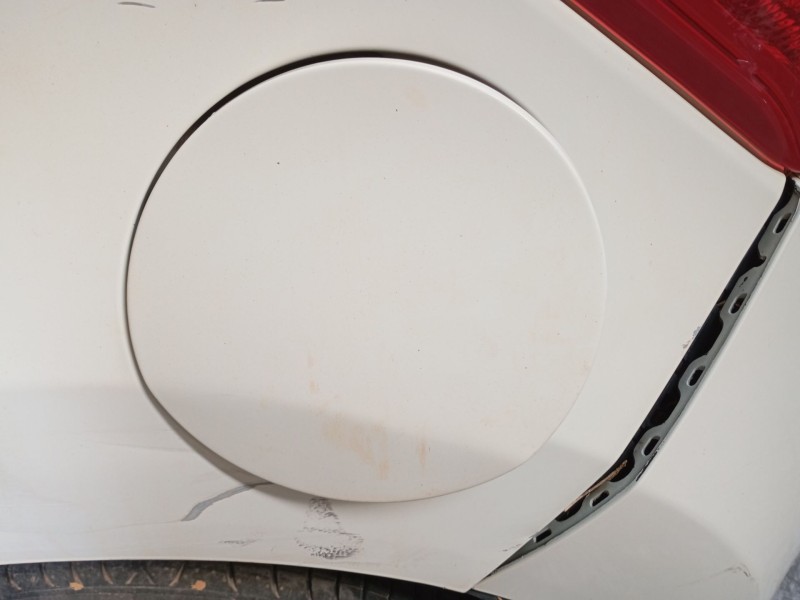 Recambio de tapa exterior combustible para nissan note (e12) 1.2 referencia OEM IAM   