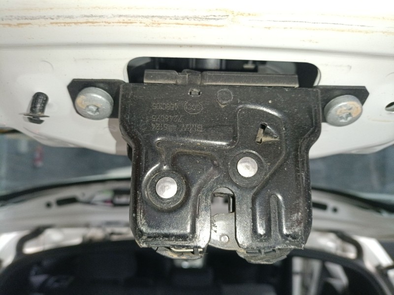 Recambio de cerradura maletero / porton para bmw 1 (f20) 118 d referencia OEM IAM 7248075  