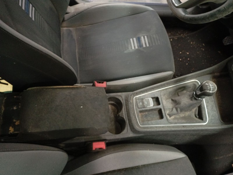 Recambio de consola central para seat leon (5f1) 1.4 tsi referencia OEM IAM   