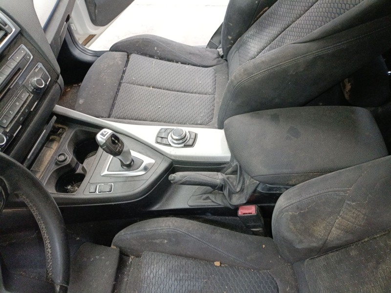 Recambio de consola central para bmw 1 (f20) 118 d referencia OEM IAM   