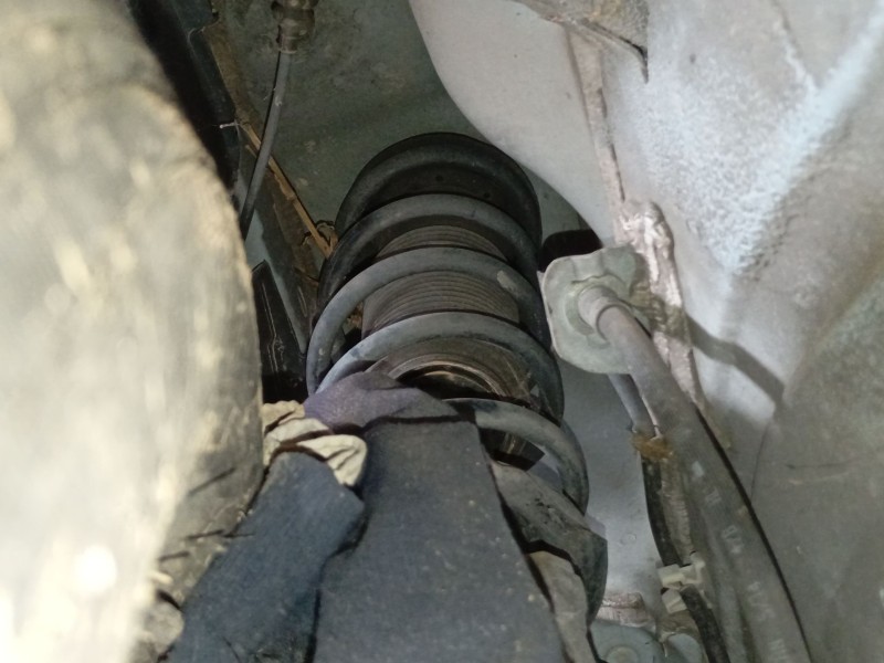 Recambio de amortiguador delantero izquierdo para nissan note (e12) 1.2 referencia OEM IAM   