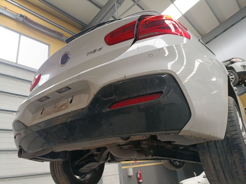 Recambio de paragolpes trasero para bmw 1 (f20) 118 d referencia OEM IAM   