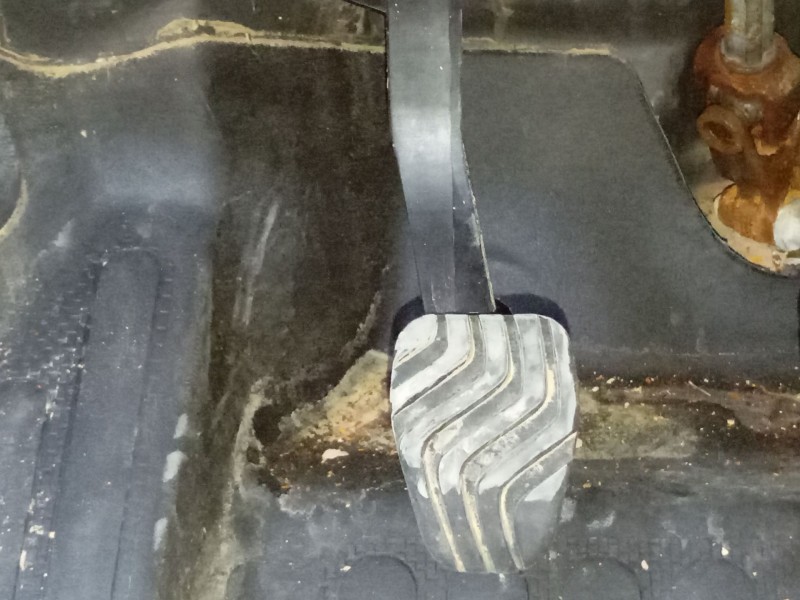 Recambio de pedal embrague para mercedes-benz citan furgoneta/monovolumen (w420) 1.5 110 cdi (420.623) referencia OEM IAM   