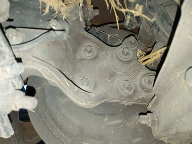 Recambio de mangueta trasera derecha para mercedes-benz clase b sports tourer (w246, w242) b 180 cdi / d (246.212) referencia OE