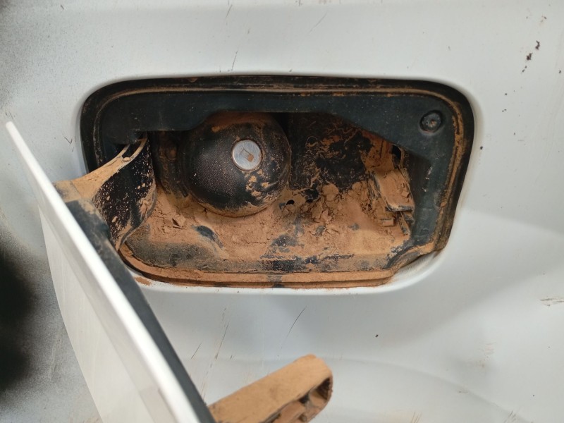 Recambio de tapa exterior combustible para renault kangoo express (fw0/1_) 1.5 dci 75 (fw07, fw10, fw04) referencia OEM IAM   