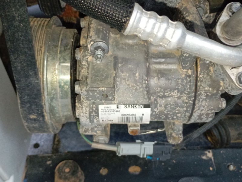 Recambio de compresor aire acondicionado para renault kangoo express (fw0/1_) 1.5 dci 75 (fw07, fw10, fw04) referencia OEM IAM  