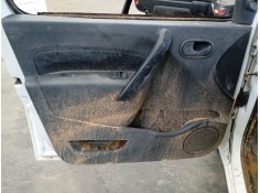 GUARNECIDO PUERTA DELANTERA IZQUIERDA 