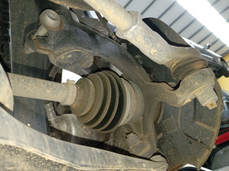 Recambio de mangueta delantera derecha para seat ibiza v (kj1, kjg) 1.0 mpi referencia OEM IAM   