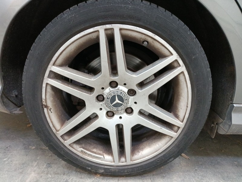 Recambio de llanta para mercedes-benz clase c t-model (s204) c 200 cdi (204.207) referencia OEM IAM 245/40/17  