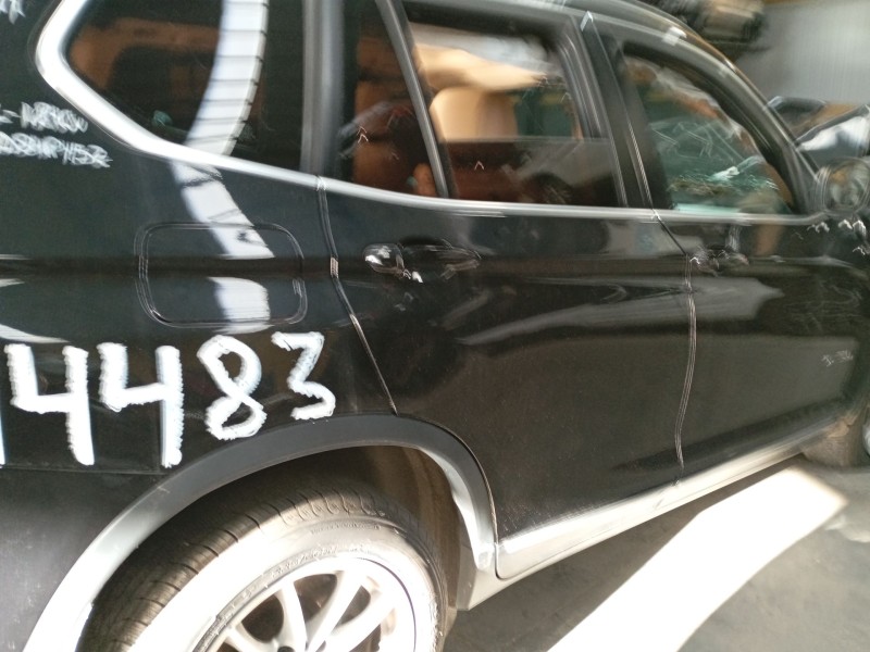 Recambio de puerta trasera derecha para bmw x3 (f25) xdrive 20 d referencia OEM IAM   