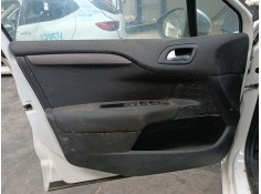 GUARNECIDO PUERTA DELANTERA IZQUIERDA 