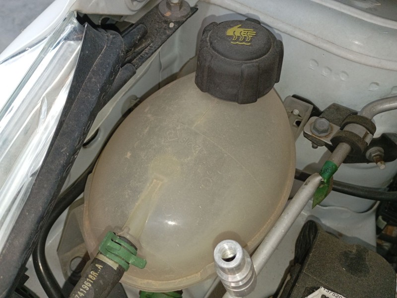 Recambio de deposito expansion para renault clio iv (bh_) 0.9 tce 90 lpg referencia OEM IAM   