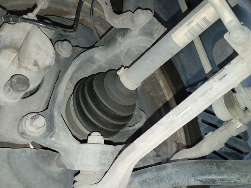 Recambio de mangueta delantera izquierda para bmw x3 (f25) xdrive 20 d referencia OEM IAM   