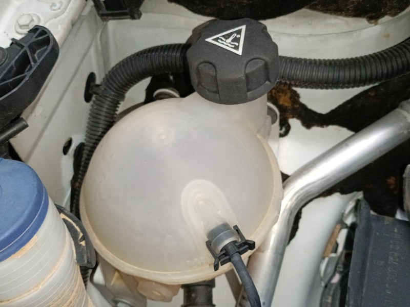 Recambio de deposito expansion para citroën c4 ii (nc_) 1.2 thp 130 referencia OEM IAM   