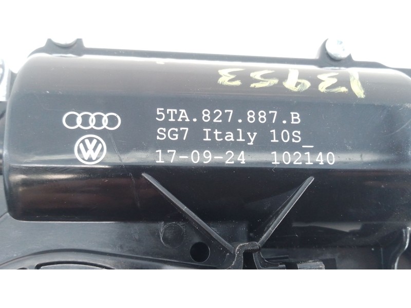 Recambio de motor cierre centralizado porton para skoda octavia iv combi nx5 1.5 tsi referencia OEM IAM 5TA827887B  E1-A5-3-1
