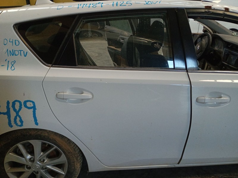 Recambio de puerta trasera derecha para toyota auris (_e18_) 1.4 d-4d (nde180_) referencia OEM IAM   