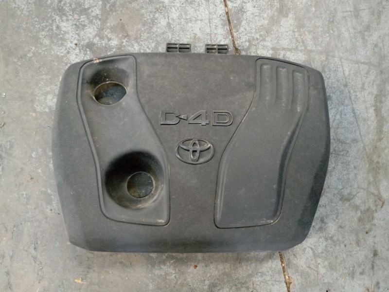 Recambio de tapa motor para toyota auris (_e18_) 1.4 d-4d (nde180_) referencia OEM IAM   