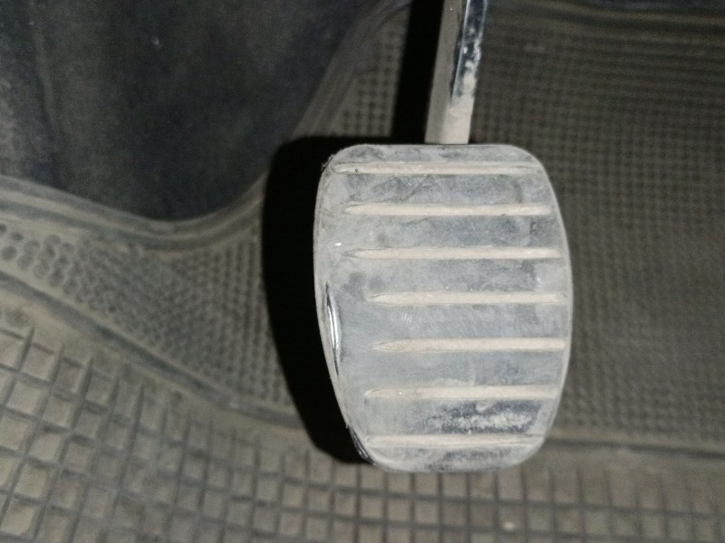 Recambio de pedal embrague para dacia dokker monospace (ke_) 1.5 dci (keaj, keah) referencia OEM IAM   