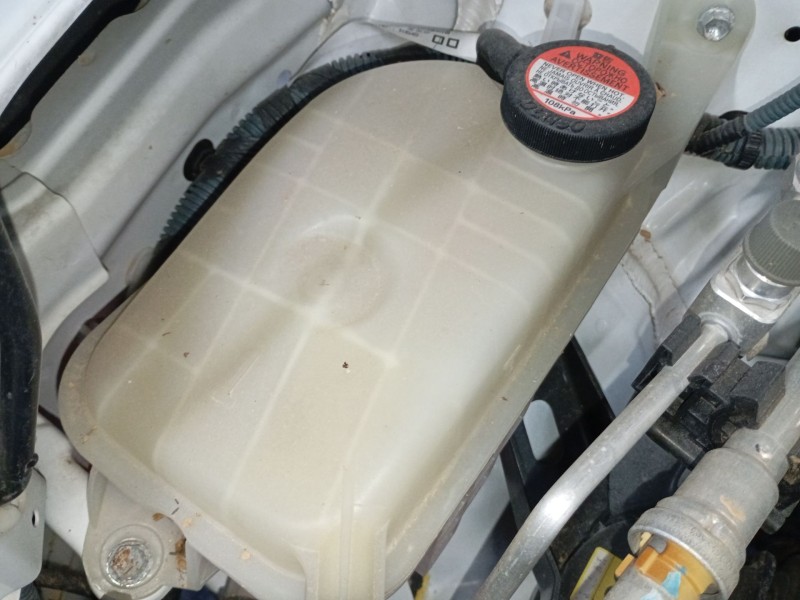 Recambio de deposito expansion para toyota auris (_e18_) 1.4 d-4d (nde180_) referencia OEM IAM   