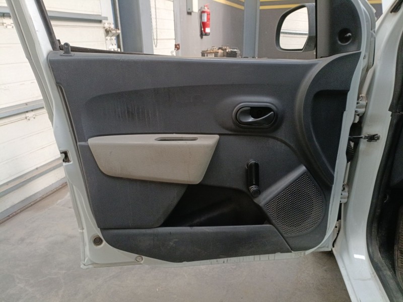 Recambio de guarnecido puerta delantera izquierda para dacia dokker monospace (ke_) 1.5 dci (keaj, keah) referencia OEM IAM   