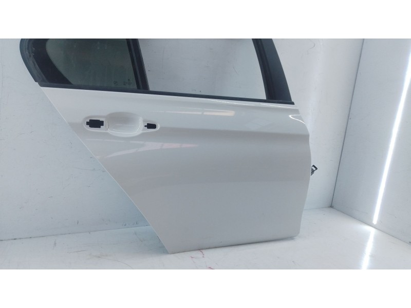 Recambio de puerta trasera derecha para bmw 3 (f30, f80) 318 d referencia OEM IAM   